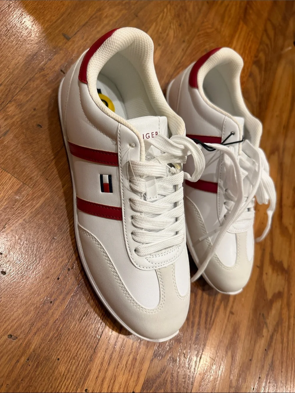 size 8 sneakers Tommy Hilfiger White Sneakers with Red Stripesnew which tag